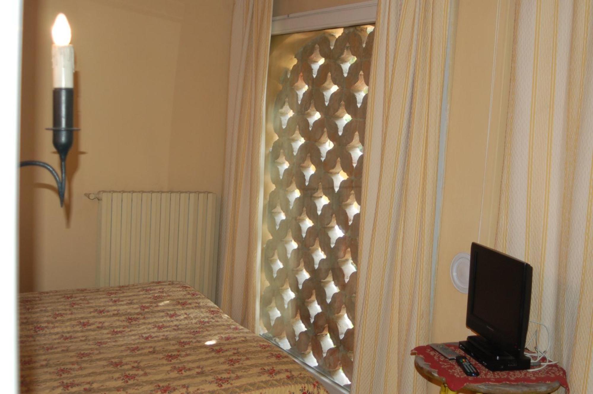 Albergo Residence Perosi Tortona Zewnętrze zdjęcie