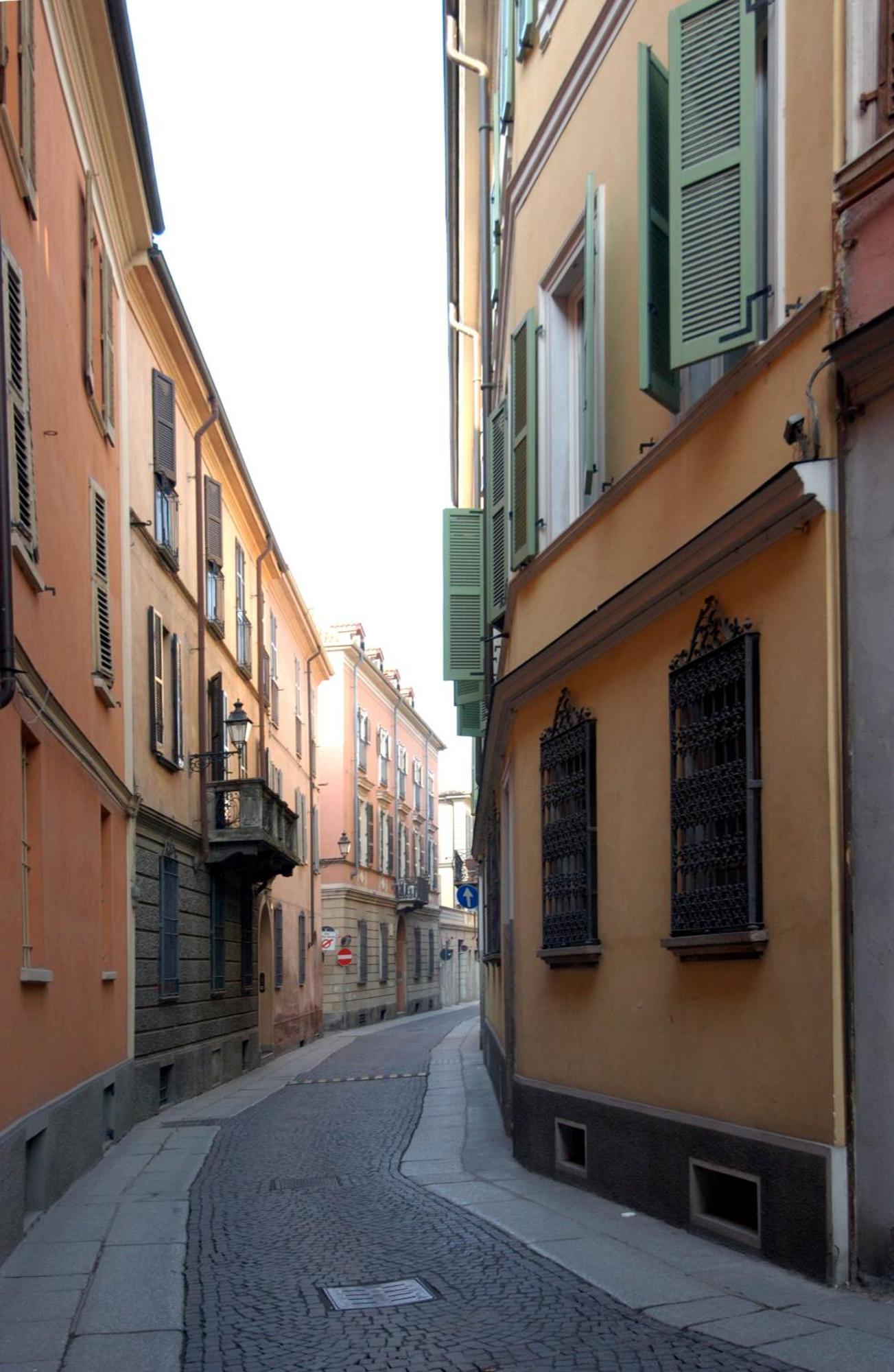 Albergo Residence Perosi Tortona Zewnętrze zdjęcie
